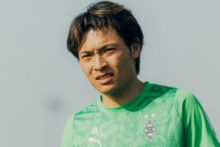  町野修斗坦露心声；职业巅峰追求不止于金钱，世界杯与欧冠才是终极梦想。 体育新闻 町野修斗坦露心声；职业巅峰追求不止于金钱，世界杯与欧冠才是终极梦想。 体育新闻