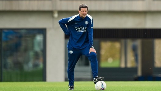 国米体能明显下降,近期战绩遭遇低谷;齐沃抓住空档,专项恢复计划启动 体育新闻 国米体能明显下降,近期战绩遭遇低谷;齐沃抓住空档,专项恢复计划启动 体育新闻