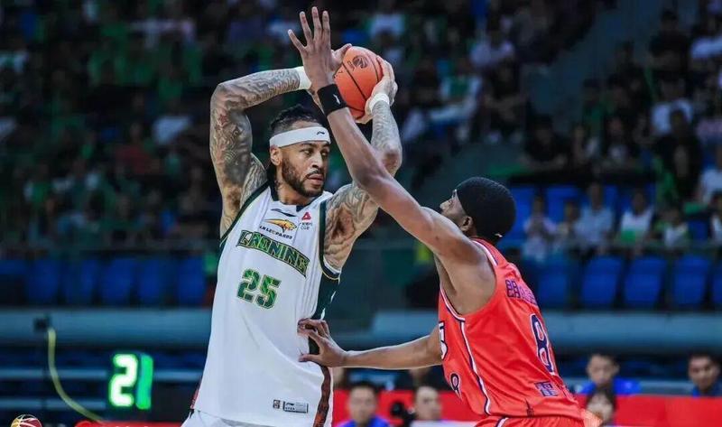  辽宁队到底怎么了？连胜之后的三连败刺痛了多少球迷的心 体育新闻