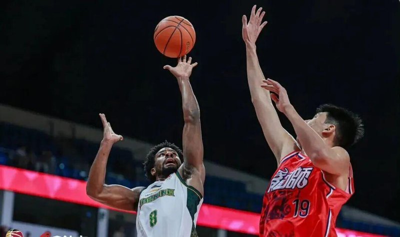  辽宁队到底怎么了？连胜之后的三连败刺痛了多少球迷的心 体育新闻