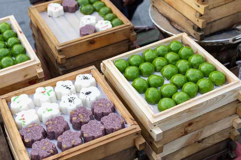  【技术解码】青团表皮的天然染色密码：从艾草到鼠麴草的植物学全解析 文化旅游