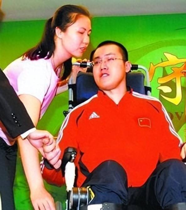  轮椅上的人生，同样可以很温暖——汤淼与他的家人们 情感心理