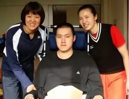  轮椅上的人生，同样可以很温暖——汤淼与他的家人们 情感心理