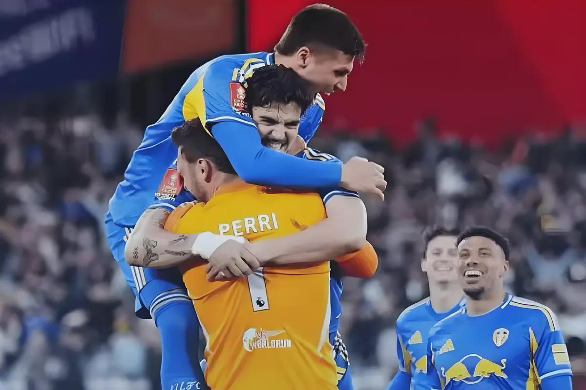  精密判罚时代的技术困局：VAR视角下的体毛越位与球员心理创伤 体育新闻