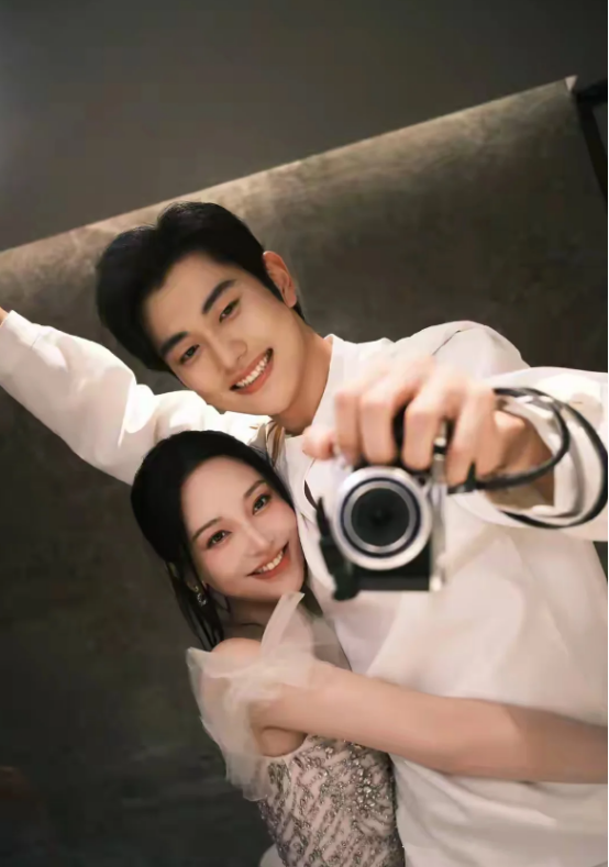  从159道菜到冰岛求婚：姐弟恋的正名方法论 情感心理